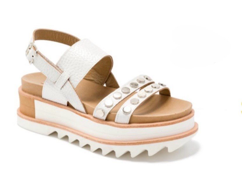 139 - cha ecr aff whi